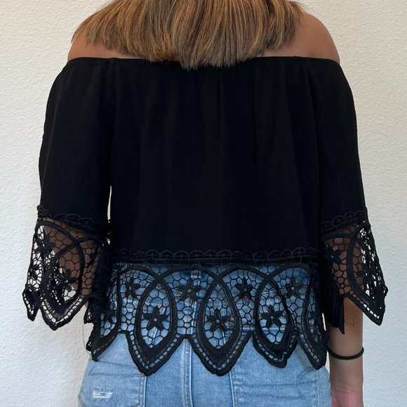 Forever 21 Black Lace Top, Size Small - Picture 2 of 7